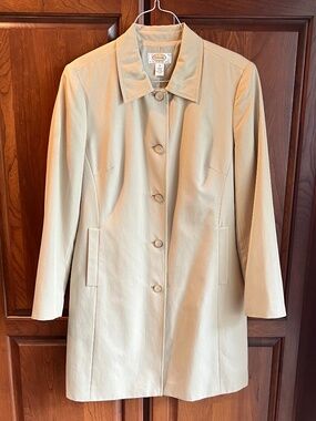Vintage Women's Talbots Lightweight Trench Coat